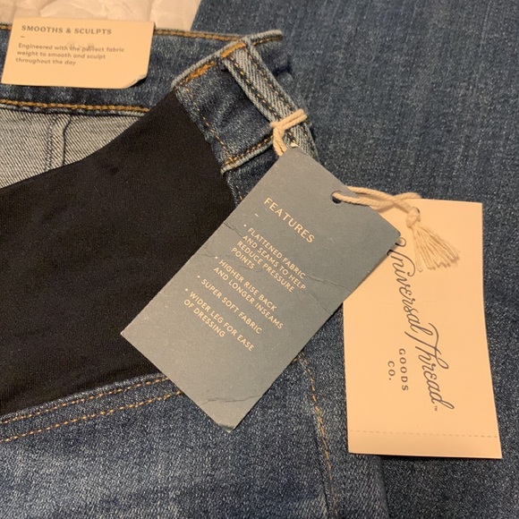 Adaptive Bootcut Jeans - Picture 2 of 5